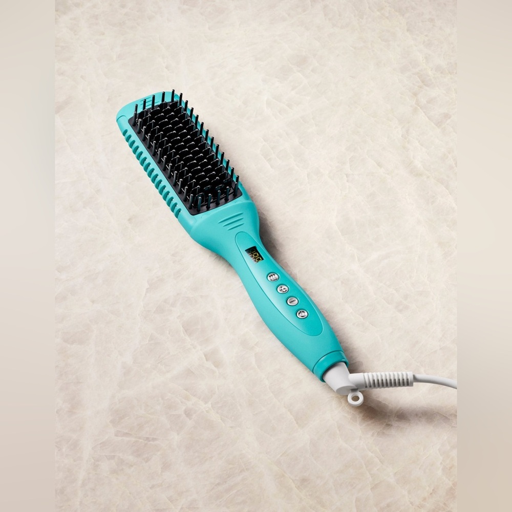 Moroccanoil Smooth‎ Style Ceramic Heated Brush - Picture 4 of 4